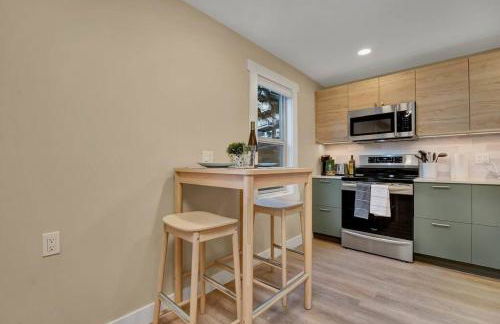 Westlake Nest Minutes to DT Quiet & Renovated - Foto 14