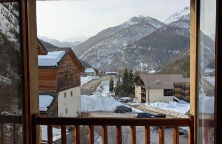 Appartement 3 pieces 6 personnes, 2 chambres, wifi fibre gratuit, piscine l'été et au pied des pistes l'hiver - Foto 3