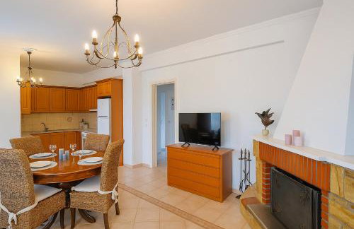 Hary's House Cozy Getaway 5 min from the Beach - Photo 10