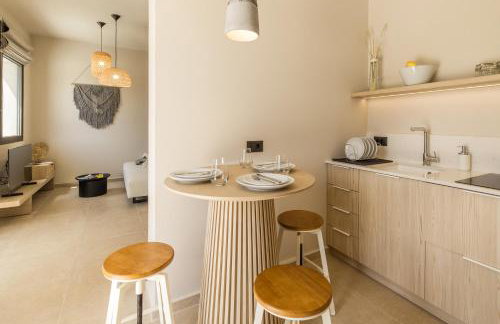 Topos Suites - Photo 54