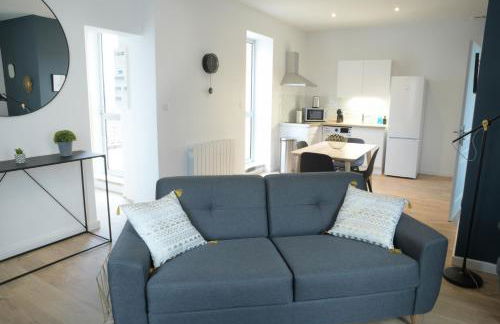 T2 de 55m2 avec toit terrasse, hyper centre, wifi, draps, savons et serviettes fournis - Foto 3