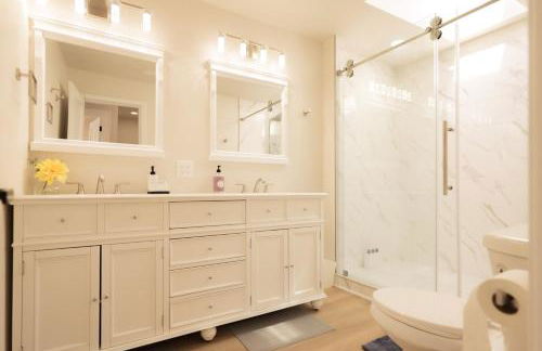 Work, Rest and Gather - Spacious 3BR with Modern Charm - Foto 53