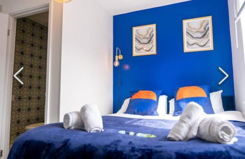 Flamingo Short Lets 4 Bed 4 Bath House Neath Hill - Foto 8