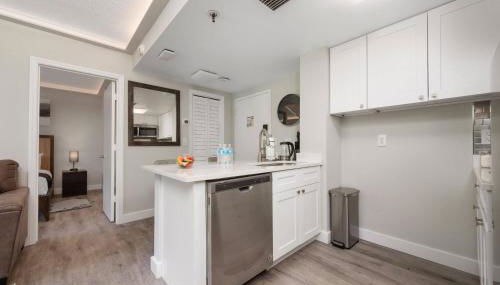 2 Suites at The Enclave Near Universal - Foto 2, Other