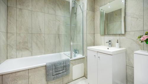 Classic 2bedroom Apartment - Photo 3