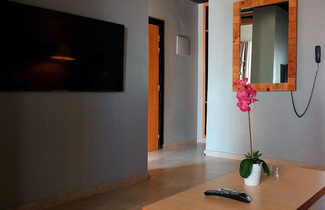 SuiteLoc Apparthotel - Photo 76