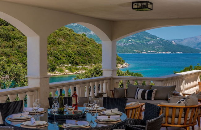 Beachfront Villa Feodora Grande - Foto 76