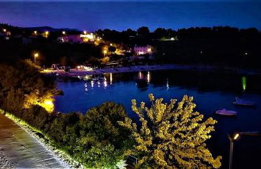 VILLAMAR beachfront apartments with FREE private parking - Foto 19