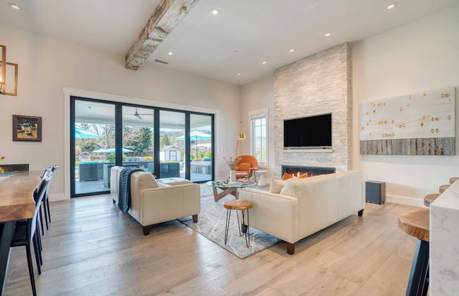 Luxe, Pool, Spa, Fire Pit, Game Room, Piano Sonoma Pool Retreat by Avantstay - Foto 5