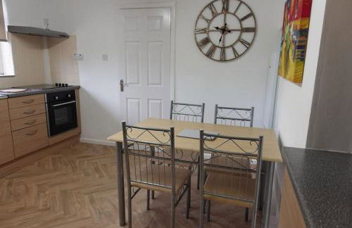 Stylish 3 Bedroom House Near NEC, City Centre - Foto 16