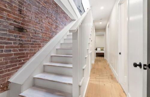 5-Bedroom Home with 2 Kitchens & Rooftop Deck, U Street and Shaw - Foto 72
