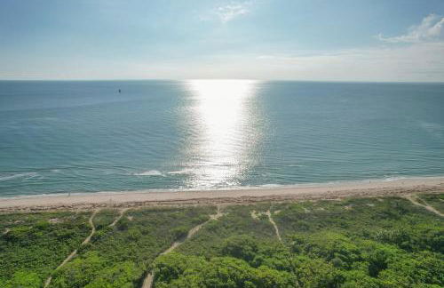 Wake Up to Waves - Oceanfront Condo - 2 BD-2BA - Foto 13