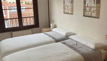 Piso 3 habitaciones, centro de Colombres hasta 8 personas - Foto 3