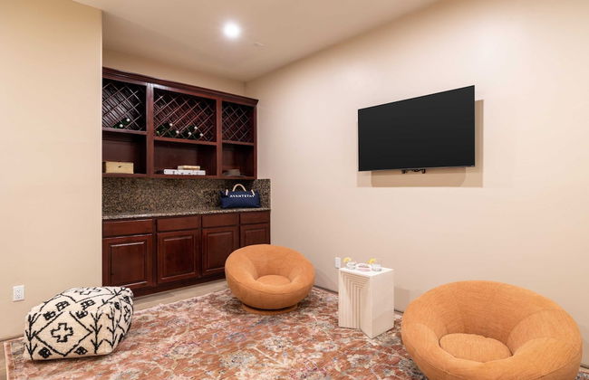 Pyramid by Avantstay Luxe Sedona Mansion w/ Views, 7mins to Downtown - Photo 35