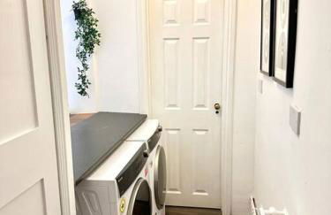 Historic Charm: *Perfect For Group Getaways* - Photo 20