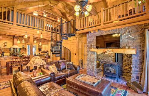 Luxury Mountain Cabin with Furnished Deck and Views! - Foto 1