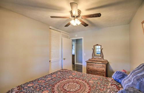 Lakefront Kingsport Home with Private Hot Tub! - Foto 24