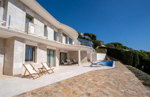 Gran Piscina Hidromasaje playa privada y sauna - Foto 6