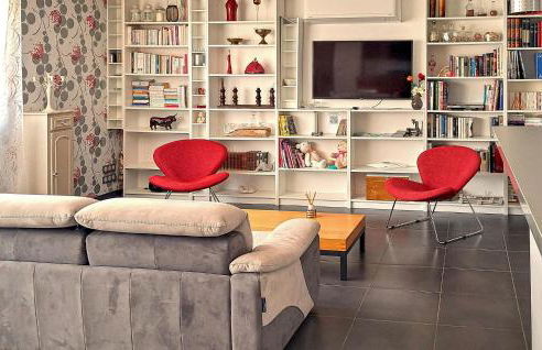 2 Bedroom Awesome Apartment In Sauvian - Foto 3