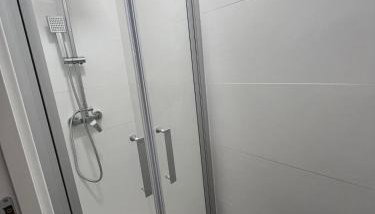 Apartamento La Roldana, con Patio 50 mts VUT-SE-15216 - Foto 5, Shower