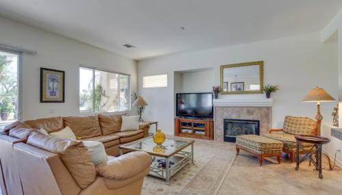 La Quinta Home on Golf Course with Pool and Hot Tub - Foto 3