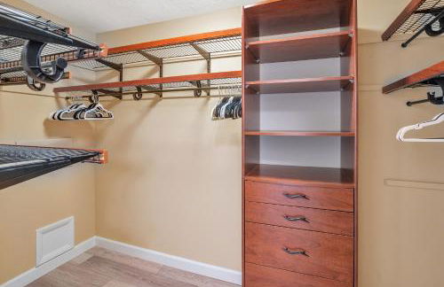 Paradise with a pool, pier and private beach area - Foto 22