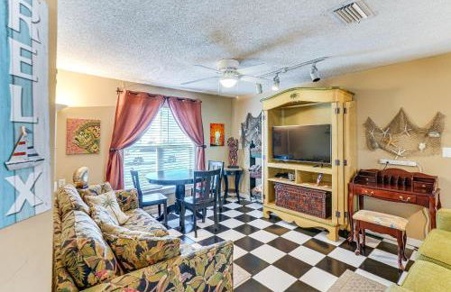 Cozy PCB Cottage about 1 Block to Beach! - Photo 2