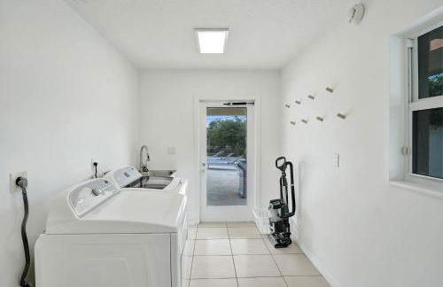 Villa Sunset - Stunning Villa at Deerfield Beach - Photo 7