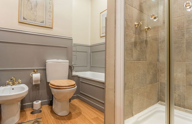 Palacio Real - Photo 37