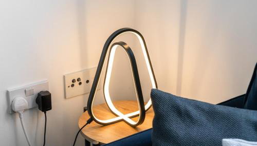 Modern Stirling Apartment - Free Parking - Photo 5
