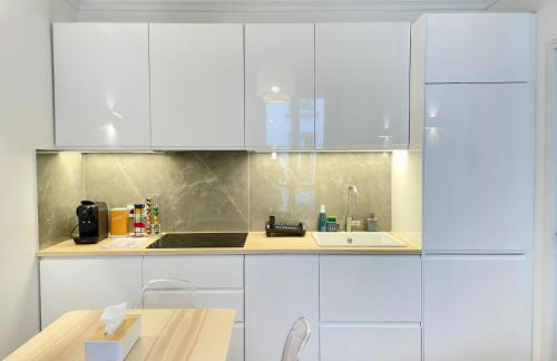 PARIS-ALESIA Super appartement 2 pièces de 39m2 - très cosy pour 1 - 5 personnes totalement refait à NEUF -ENTIRE APARTMENT LUXURIOUS AND WARM -PARIS ALESIA 14ème - Proche Aéroport Paris-Orly - Parc des Expositions Porte de Versailles FREE WIFI GRATUIT - Foto 32