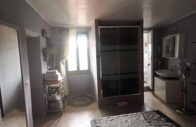 Cozy Mountain Apartment Retreat in Bajardo - Foto 4