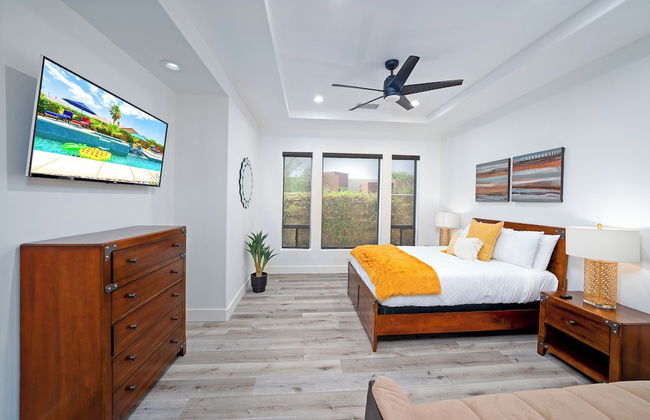 Luxurious 5BR Resort Style Home w/ Pool & Spa - Foto 13