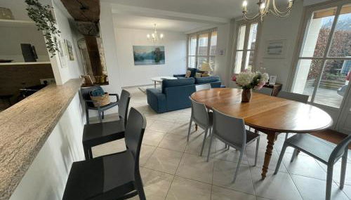 Le Grenier à Sel d'Amboise 5 pers PMR, parking privé, terrasse, maison historique - Foto 5