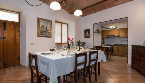 Enchanting Flat with Patio in Abbadia a Isola - Foto 3