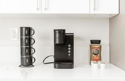 Oneluxstay 3BR Home Near the Beach - Foto 41