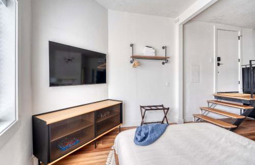 Stay Portland - Bright Brooklyn Studio - Photo 9