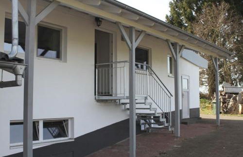 Ruhige Ferienwohnungen mit Teichblick - Photo 1