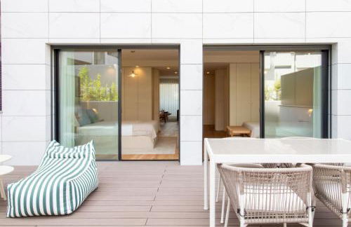 Gaia Elegant Apartment with Patio by LovelyStay - Foto 39