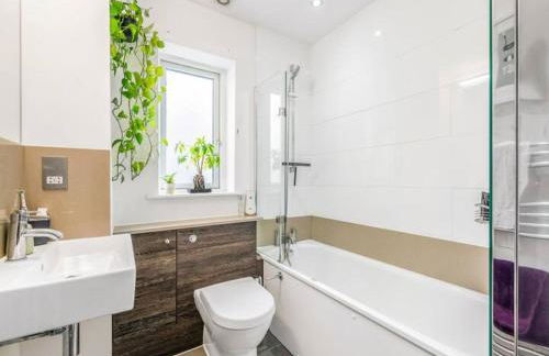 Modern Terrace Apartment in Putney - Pass the Keys - Foto 18