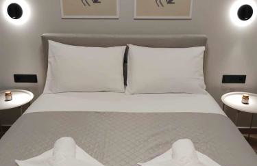 Simple, Calm and Luxurious - Photo 14