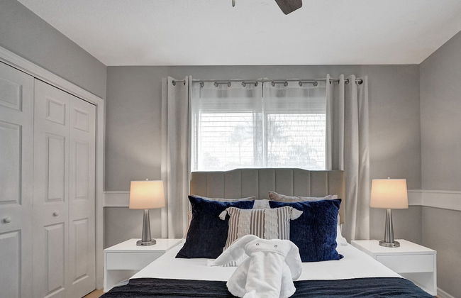 Modern Chic 7-BR with Pool & Gameroom - Foto 14