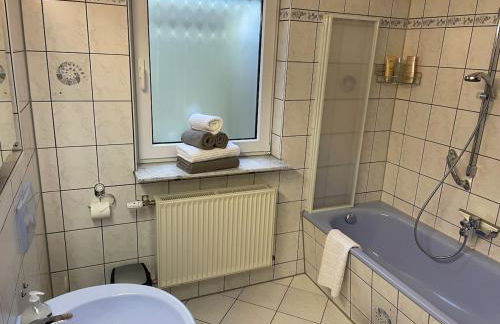 Sonnige Südwohnung mit Terrasse, Badesee - Foto 29