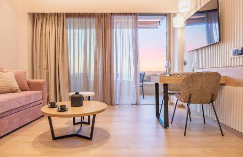 EsthiSea Suites Kalamata - Photo 65