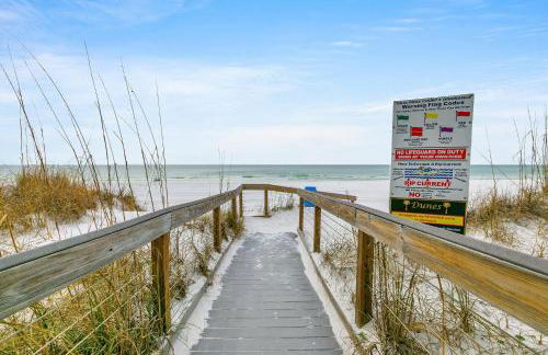 The Spyglass a 5 bed 3 bath house that sleeps 14 and just 67 steps from the beach - Foto 10