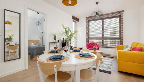 Cheerful Apartment Leśmiana Garnizon Estate by Noclegi Renters - Foto 4
