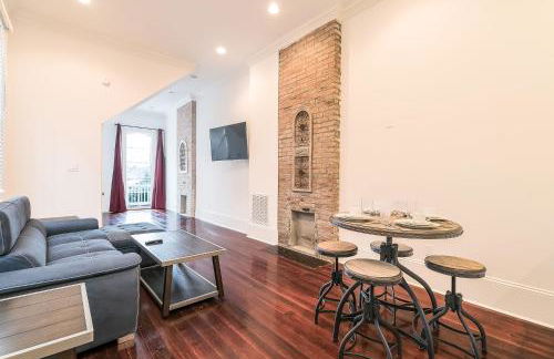 Charming 2BR on Carondelet by Hosteeva - Foto 12