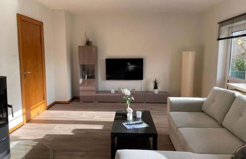 FEDDERSEN LIVING Große Ferienwohnung - Garten - Terrasse - Smart TV - Netflix - Foto 6