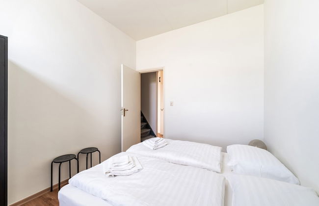 Spacious Farmhouse in Silvolde With Garden - Photo 10