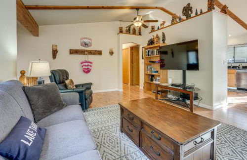 5 Mi to Heavenly Resort Cozy Home with Fenced Yard - Foto 5